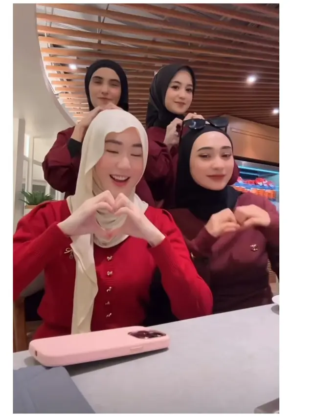 6 Potret Kompak Larissa Chou dan Nadya Mustika di Berbagai Momen, Ipar Rasa Sahabat
