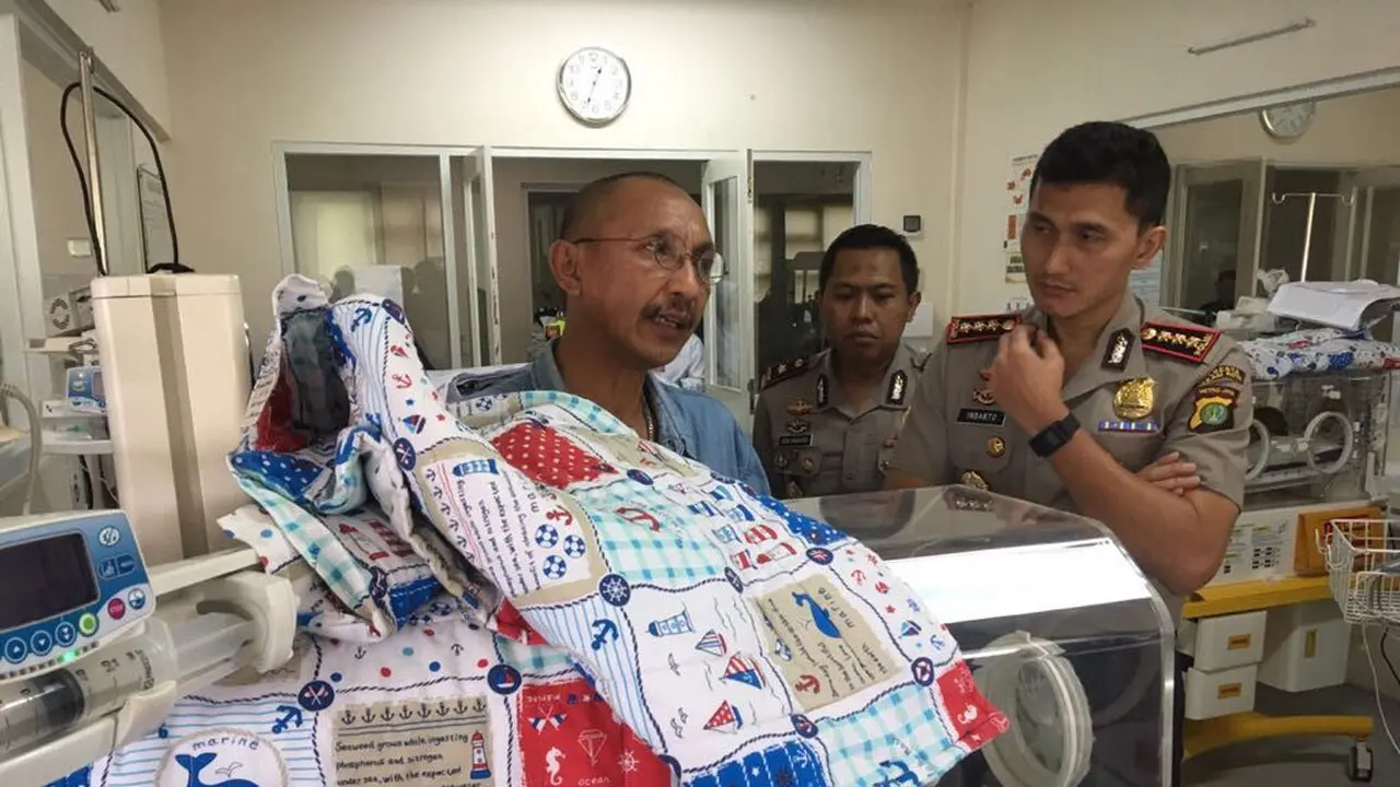 Bayi dibuang