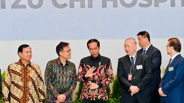 Presiden Joko Widodo atau Jokowi meresmikan Tzu Chi Hospital di Pantai Indah Kapuk (PIK) Jakarta Utara, Rabu (14/6/2023). Dia didampingi Menhan Prabowo Subianto.