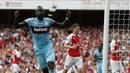 5. Cheikhou Kouyate (West Ham) - Senegal. (AFP/Adrian Dennis)