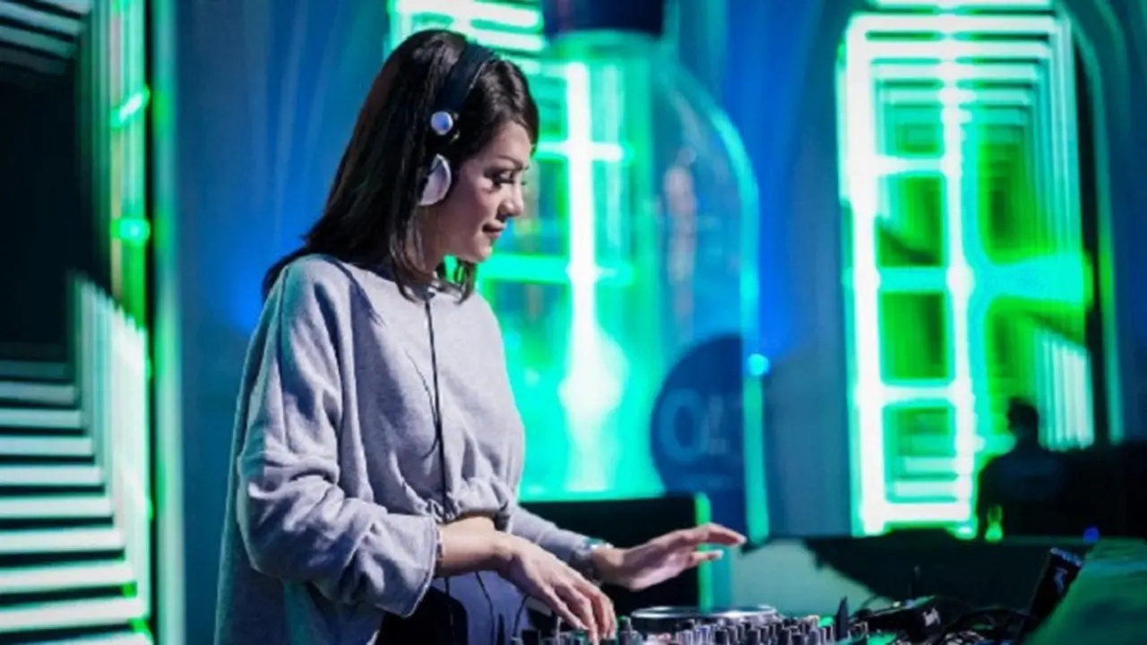 DJ Yasmin