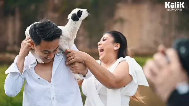 7 Momen Prewedding Regina Ivanova dengan Kekasih, Ditemani Anak Kambing