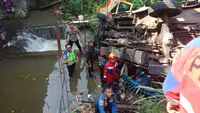 Kronologi Mobil Elf Terjun ke Sungai di Ciawi, Sopir Tewas