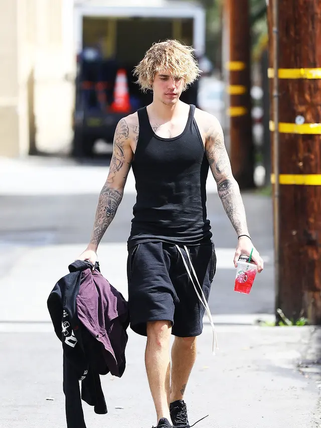 [Bintang] Justin Bieber - Selena Gomez