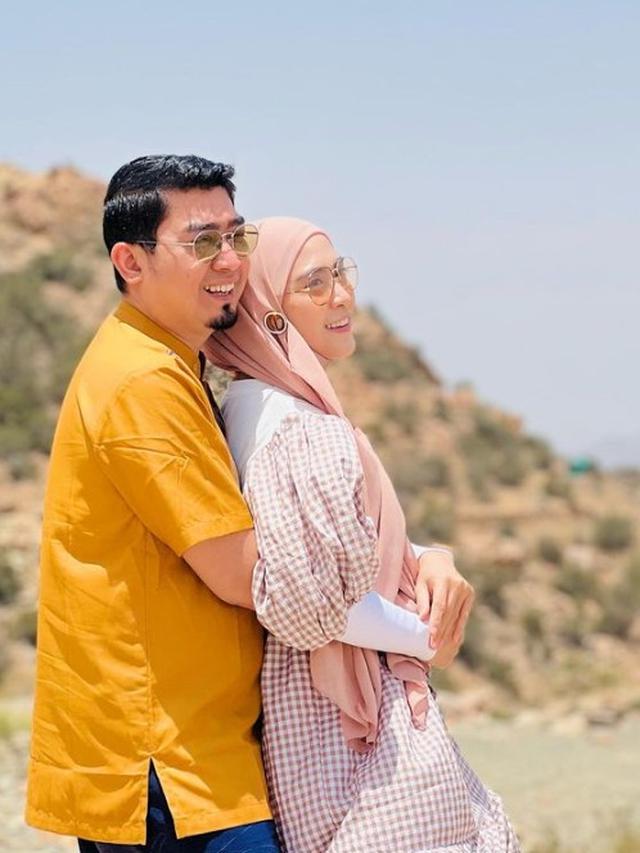 April Jasmine dan Ustaz Solmed (Instagram/apriljasmine85)