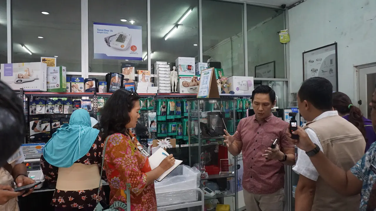 Selidiki Masker Mahal, Pemprov Jateng Sidak Apotek dan Distributor