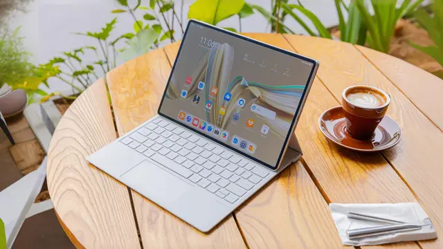 HUAWEI MatePad Pro 12.2 Inch, Lebih Dari Sekadar Laptop yang Siap Tingkatkan Kreativitas dan Produktivitas (Weber Shandwick/HUAWEI Indonesia)
