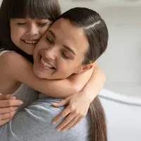 Tips Menjaga Koneksi Baik Dengan Anak Bagi Working Mom/Copyright Shutterstock/fizkes