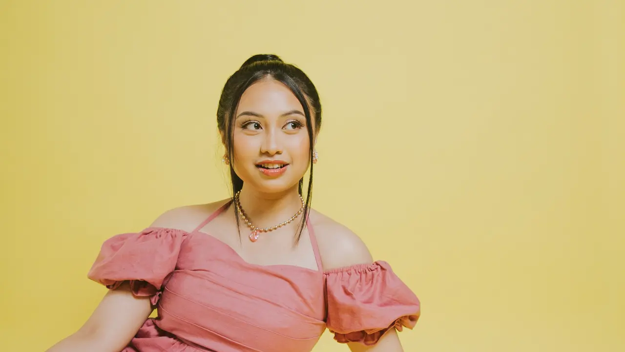 [Fimela] Mutiara Azka