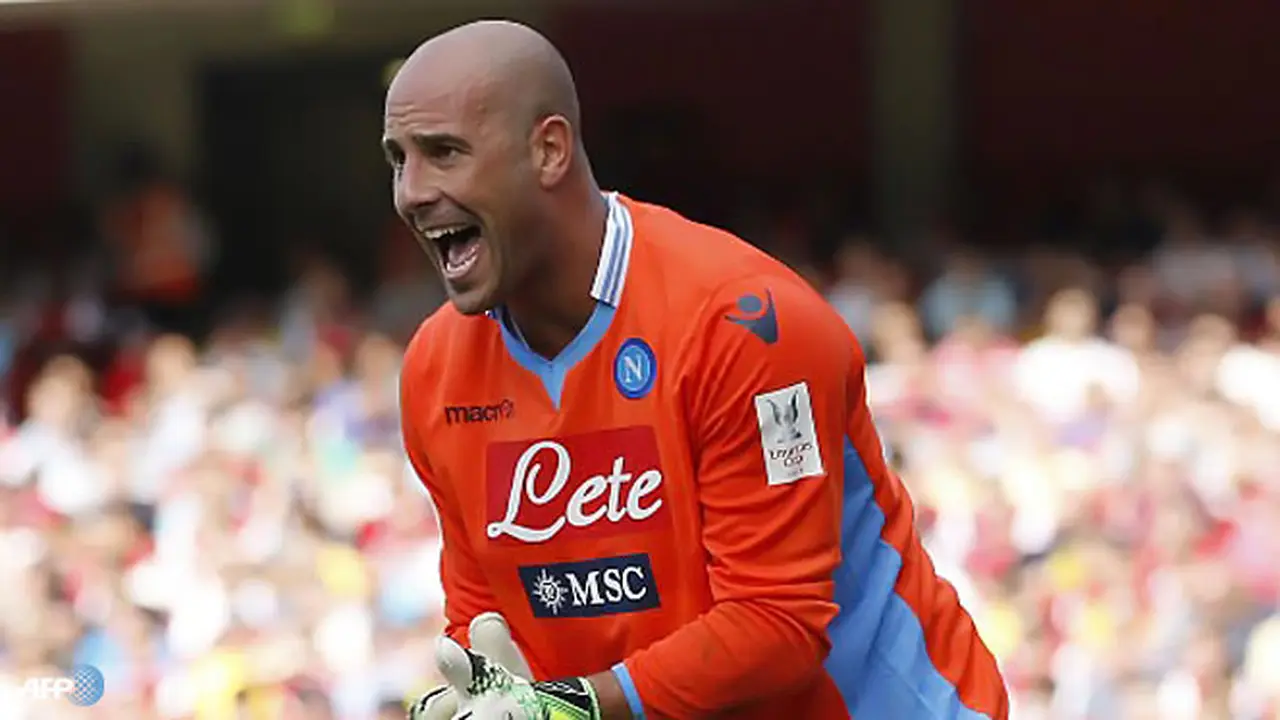 pepe-reina-130805c.jpg