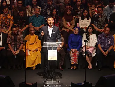 Cagub DKI, Agus Yudhoyono menyampaikan pidato politik di Ballroom Djakarta Theater, Jakarta, Minggu (30/10). Agus menjanjikan perubahan Ibu Kota Jakarta bila terpilih menjadi gubernur. (Liputan6.com/Gempur M Surya)