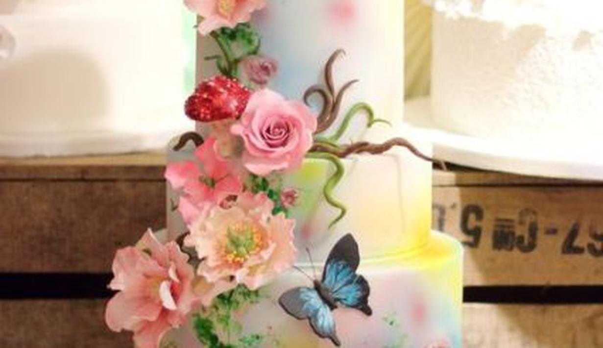 15 Ide Wedding Cake Cantik Tema Kupu  Kupu  Fimela Fimela com