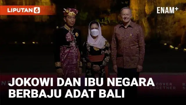 Presiden Joko Widodo dan Ibu Negara mengenakan pakaian adat Bali dalam acara jamuan makan malam yang digelar di Garuda Wisnu Kencana Park Selasa (15/11) malam.
