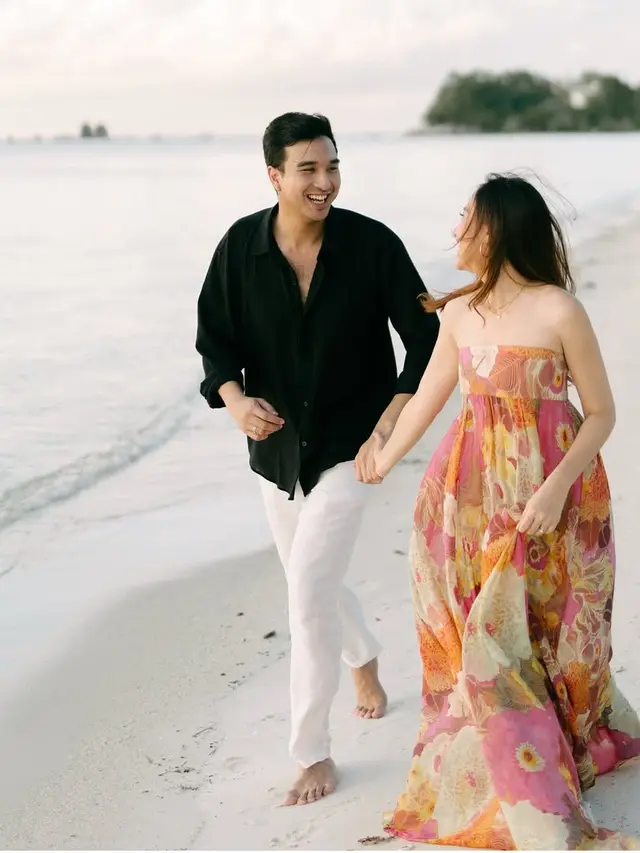 Salshabilla Adriani dan Ibrahim Risyad saat Rayakan Wedding Anniversary. [@salshabillaadr]