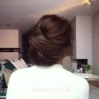 Sanggul rambut modern. (Instagram/sarahangius)