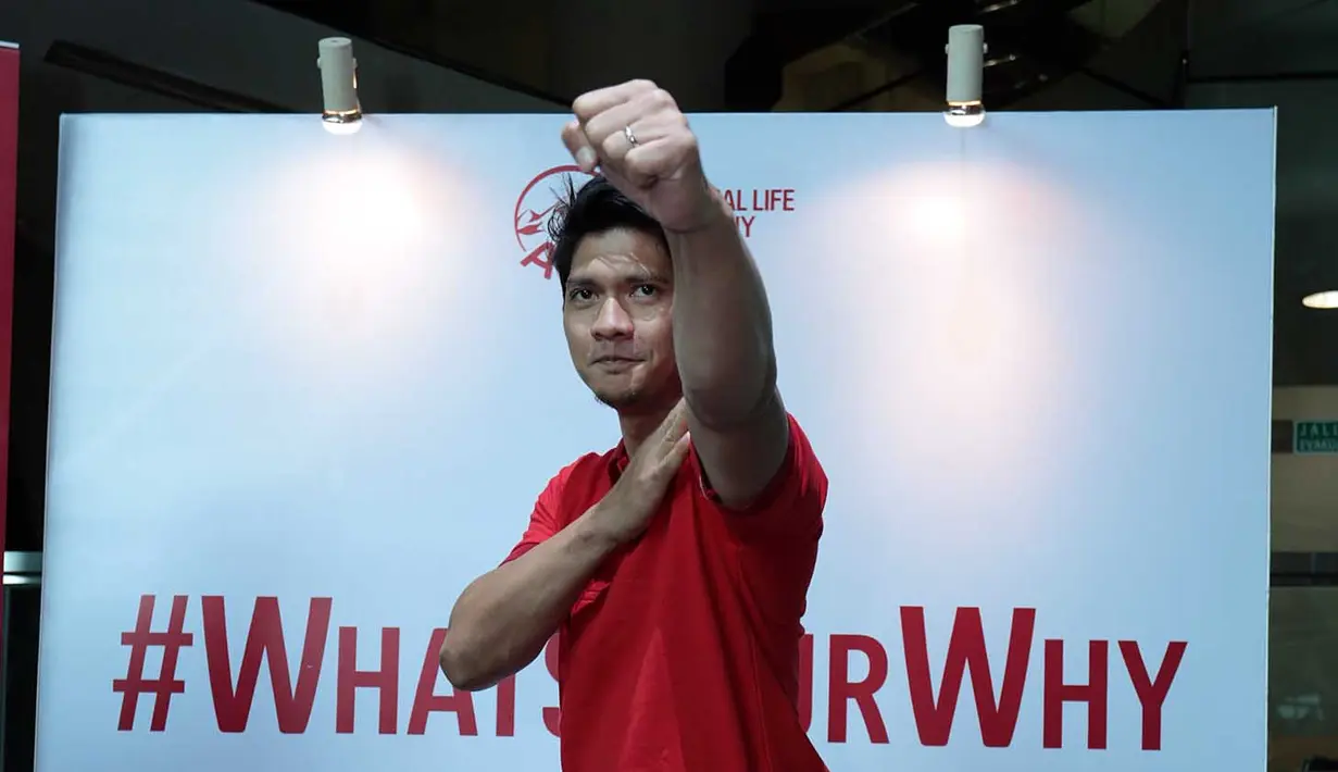 Aktor laga Iko Uwais kembali terlibat film Hollywood. Suami Audy Item itu akan main film berjudul Mile 22. Tidak hanya sebagai pemeran, film garapan sutradara Peter Berg itu, ayah satu anak itu juga akan menjadi koreografer. (Deki Prayoga/Bintang.com)