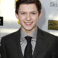 Tom Holland keluar sebagai pemeran baru Peter Parker di 'Spider-Man'.  Foto: via hypable.com