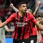 Gelandang AC Milan Junior Messias merayakan golnya ke gawang Genoa pada pertandingan Liga Italia di Stadion San Siro, Minggu (16/4/2022) dini hari WIB. (MIGUEL MEDINA / AFP)