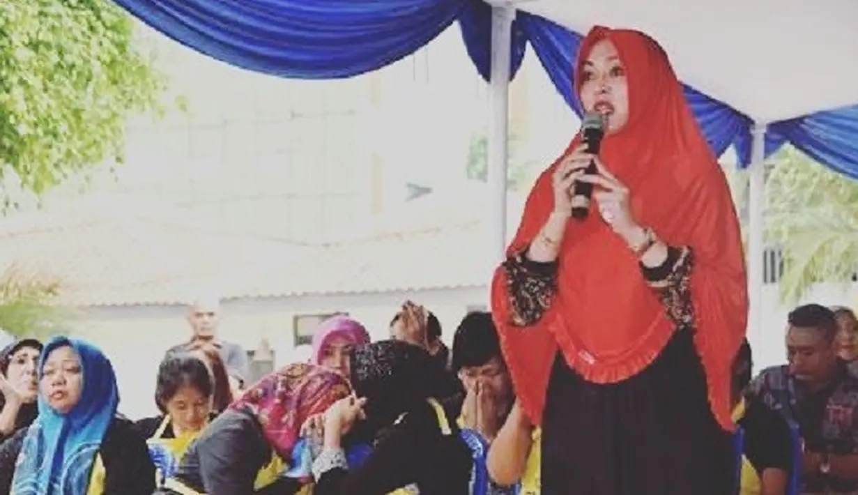 Angelina Sondakh merupakan Puteri Indonesia 2001. Sebelum terjun ke dunia politik, ia sukses di dunia akting. (Foto: instagram.com/ang.sondakh)