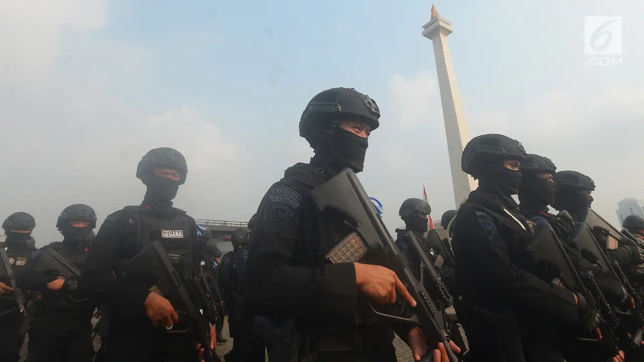 Polri dan TNI Gelar Apel Persiapan Operasi Ketupat 2018