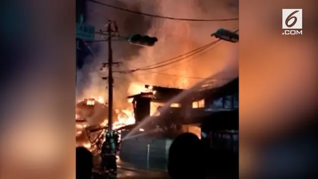 Kebakaran terjadi di dekat stasiun di Prefektur Hyogo, Jepang.