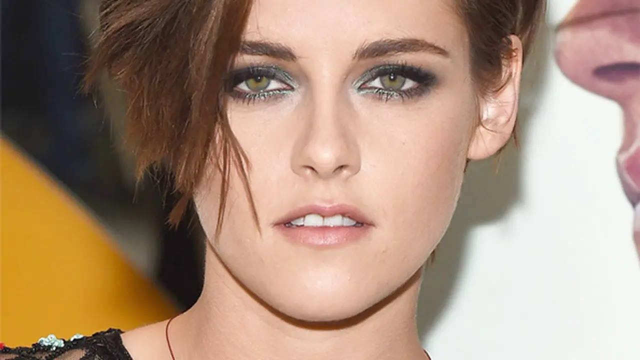Cara Menyontek `Smoky Eyes` Milik Kristen Stewart