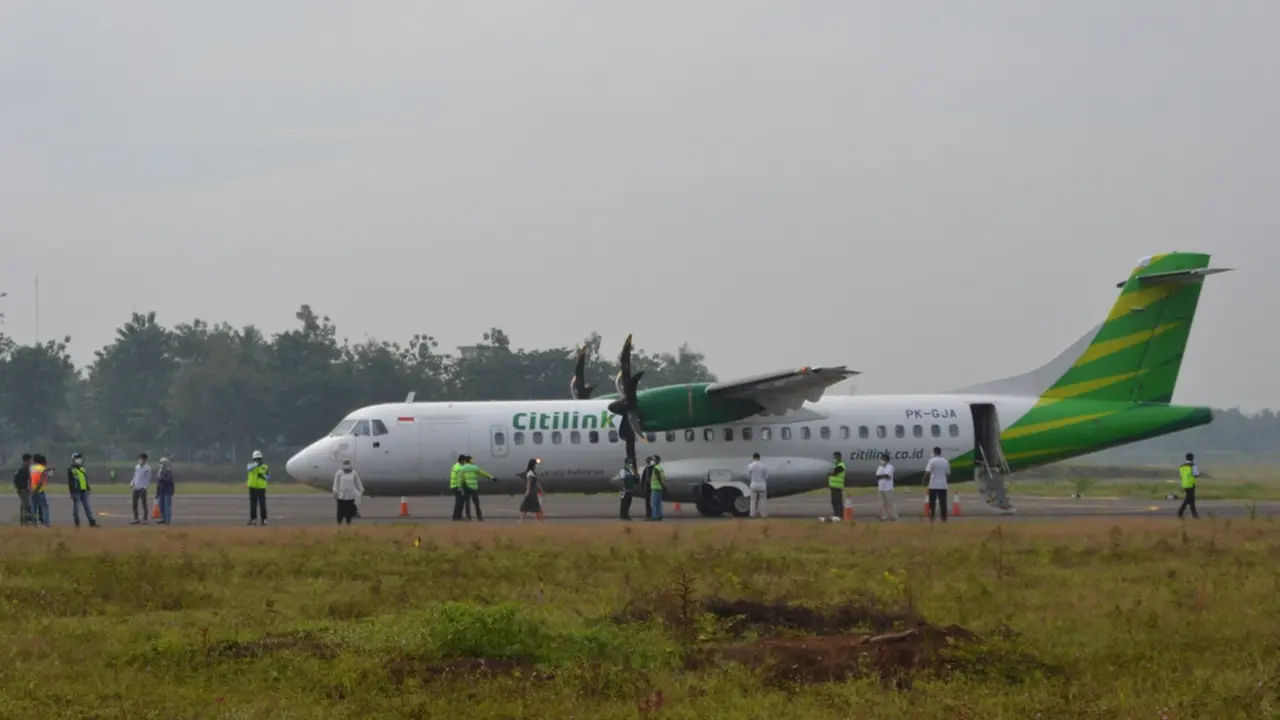 Maskapai Penerbangan Citilink proving flight atau penerbangan uji coba dari Bandara Halim Perdanakusuma (HLP) Jakarta ke Bandara JB Soedirman Enclave Sipil Lanud JB Soedirman PWL Purbalingga. (Foto: Liputan6.com/Humas Pemkab Purbalingga)