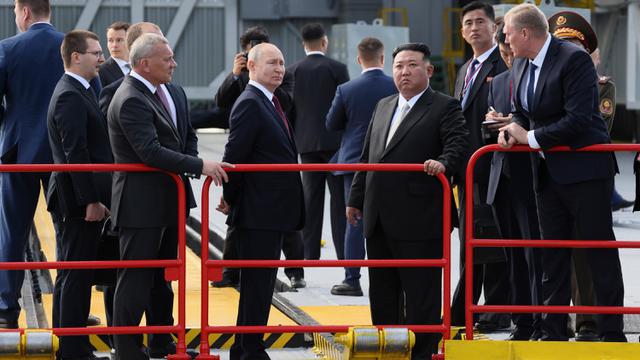Kim Jong Un dan Vladimir Putin di Kosmodrom Vostochny