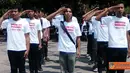 Citizen6, Blora: Sejumlah pemuda membentuk gerakan Merah Putih sebagai bentuk solidaritas kepada sesama. Mereka melakukan berbagai aksi sosial kepada warga Blora. (Pengirim: Agus Ariyanto)