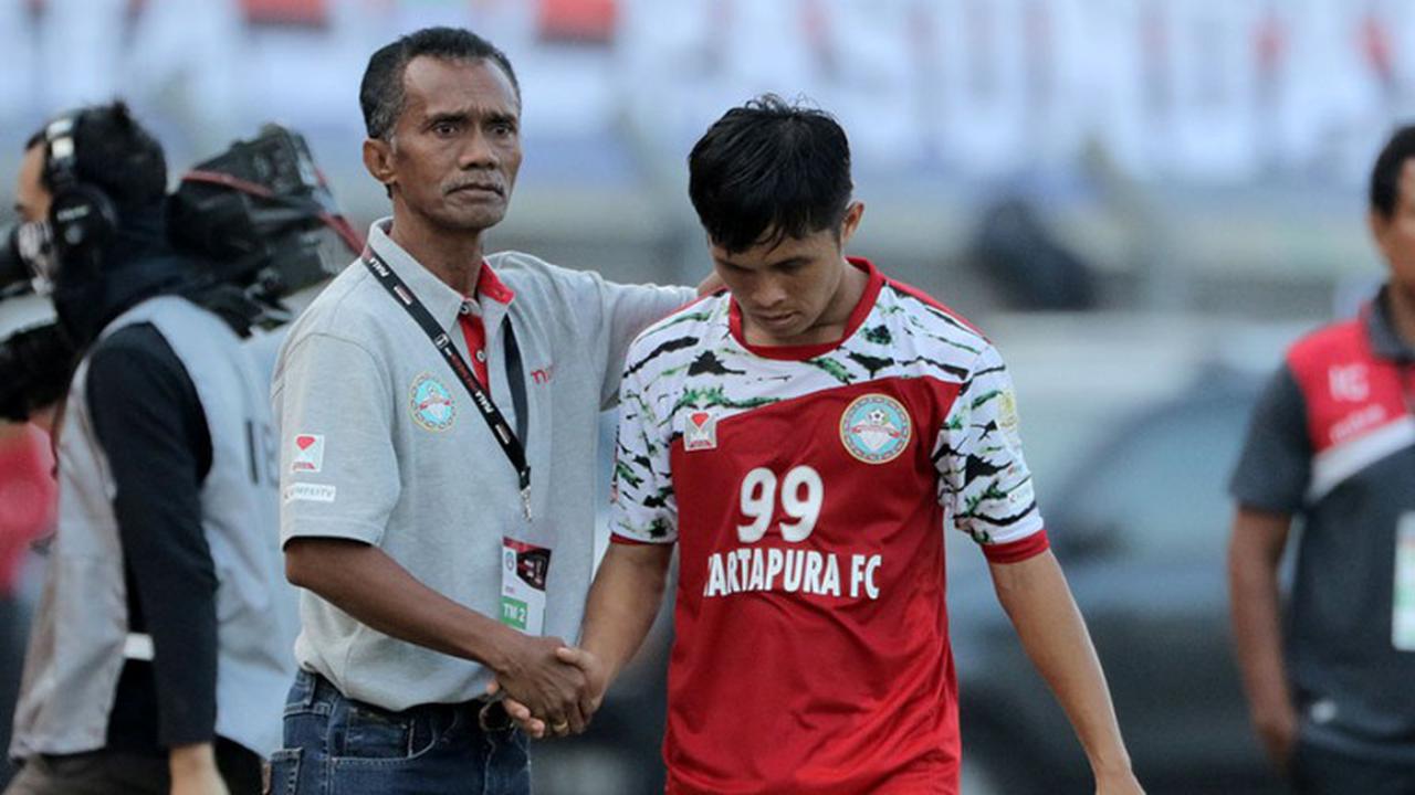 Cara Frans Sinatra Bikin Martapura FC Jadi Kuda Hitam