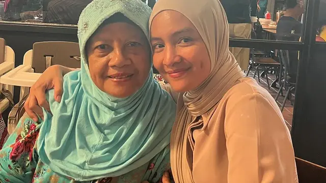 Potret perayaan ulang tahun ke-66 ibu Intan Nuraini (Sumber: Instagram/@intan_nuraini23)