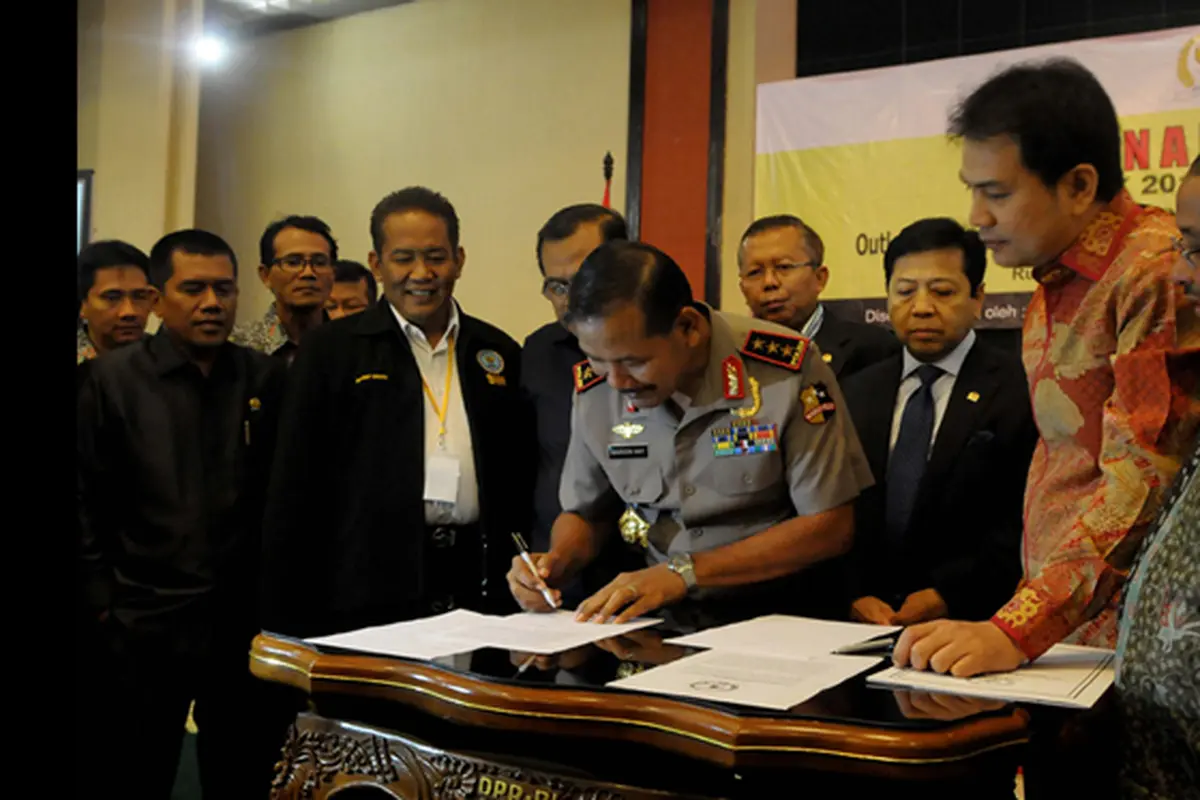 Seminar Penegakan Hukum dan Perbaikan Kinerja