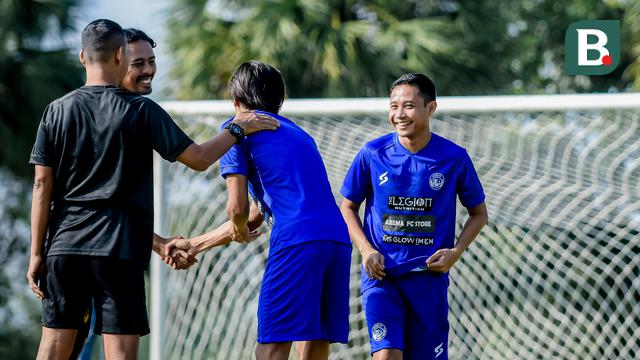 Foto: Potret Evan Dimas Latihan Perdana Bersama Arema FC