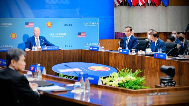 Presiden Jokowi di KTT Khusus ASEAN-AS yang digelar di Departemen Luar Negeri AS Washington DC, Jumat, 13 Mei 2022.