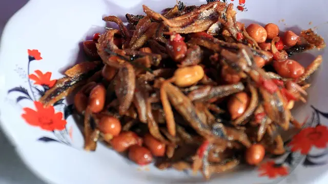 [Bintang] Sederet Makanan Menggiurkan di Pesta Adat Kahiyang dan Bobby