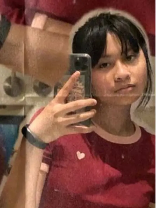 Tampak, paras cantik Natarina Alika Hidayat merupakan perpaduan antara Taufik Hidayat dan Ami Gumelar. (Instagram/natarinaa.hidayat)