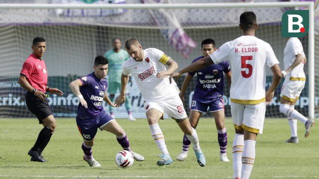 Shopee Liga 1 : Persita Tangerang Vs PSM Makassar