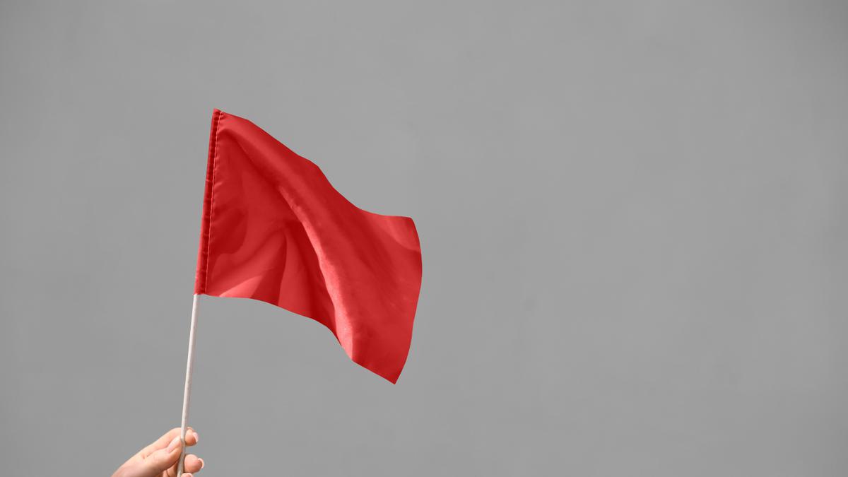 Waspada! 8 Kepribadian Pria Red Flag yang Harus Diwaspadai Menurut Psikologi