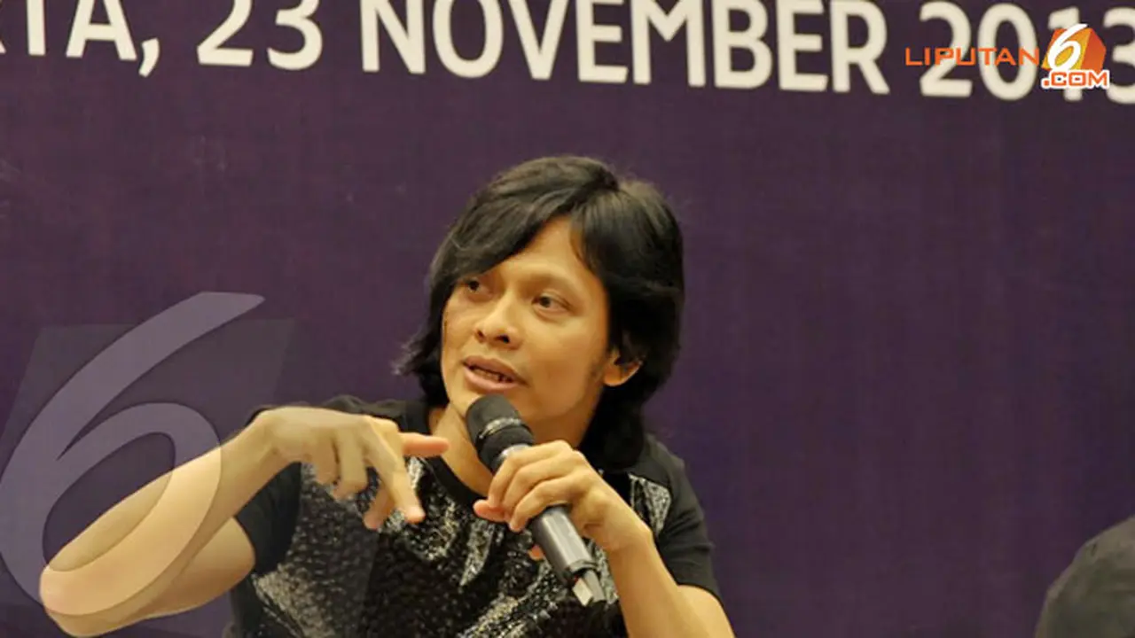 band-gigi-4-131124b.jpg