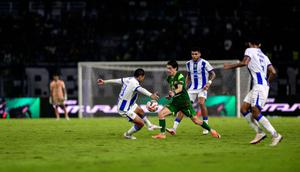 Duel Persebaya vs Persib di Stadion GBT, Surabaya, Senin (2-3-2026). (Dok. persebaya.id)