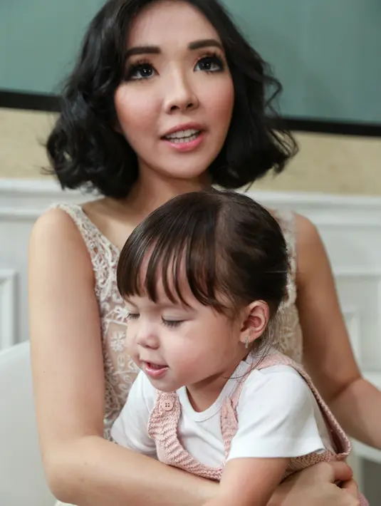 Gisel menambahkan, bahwa konsep video klip dalam singlenya itu berbeda dari biasanya. Hal ini untuk memberi kesan segar saat dirilis nanti. Dan tidak membosankan.(Adrian Putra/Bintang.com)