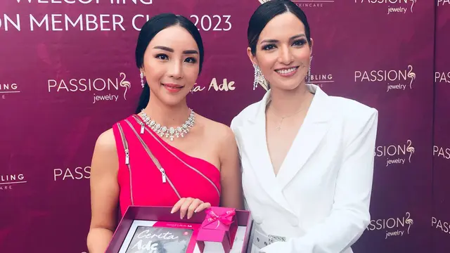 [Fimela] Nia Ramadhani dan Airyn Tanu