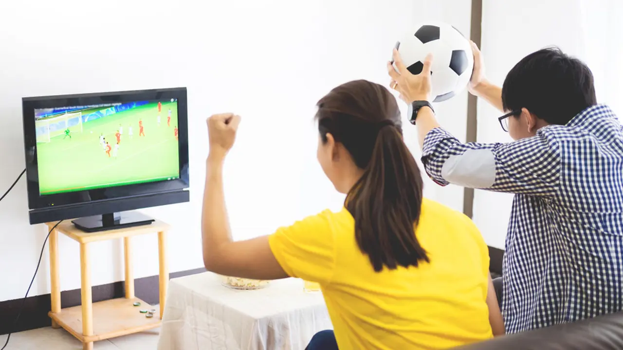 Nonton Piala Dunia Mendatang dari Rumah Sendiri, Bukan Kontrakan, Intip Tips Berikut Ini!