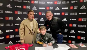 Kai Rooney Tiru Gaya Mantan Pemain Arsenal untuk Kembangkan Permainannya