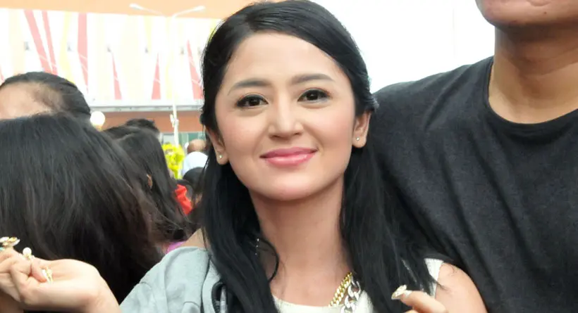 Dewi Perssik (Liputan6.com)