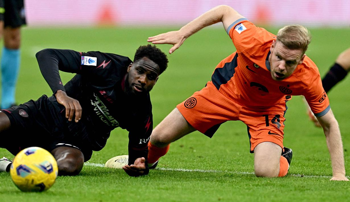 Gol untuk Inter Milan masingmasing dicetak Marcus Thuram pada menit ke-17, Lautaro Martinez (19'), Denzel Dumfries (40'), dan Marko Arnautovic (90'). (GABRIEL BOUYS/AFP)