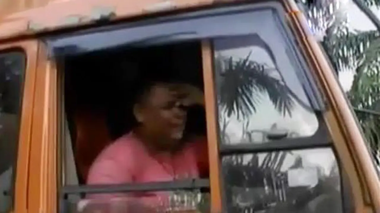 20150707-Truk-Tabrak-Pemotor-Jambi