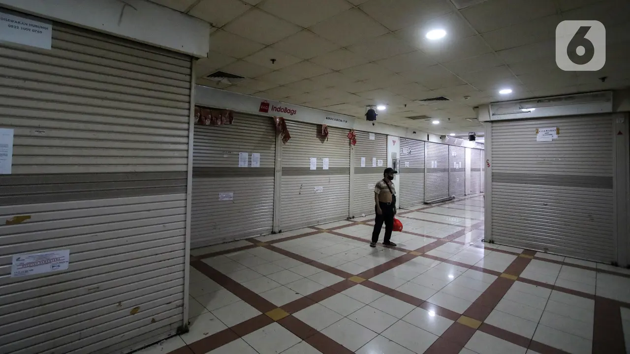 Pasar Tanah Abang Sepi Pengunjung
