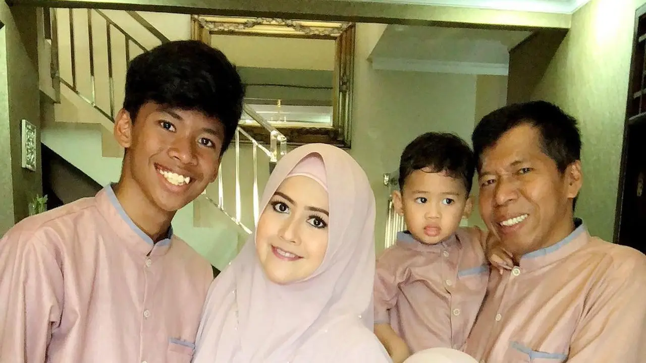 Disebut Mirip, Ini 7 Potret Kiwil dengan Anaknya dari Meggy Wulandari