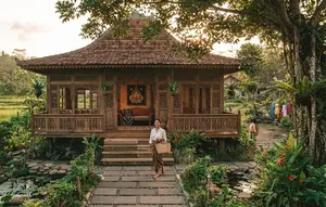 8 Model Rumah Bambu yang Sederhana Tapi Bikin Betah, Hadirkan Nuansa Perdesaan